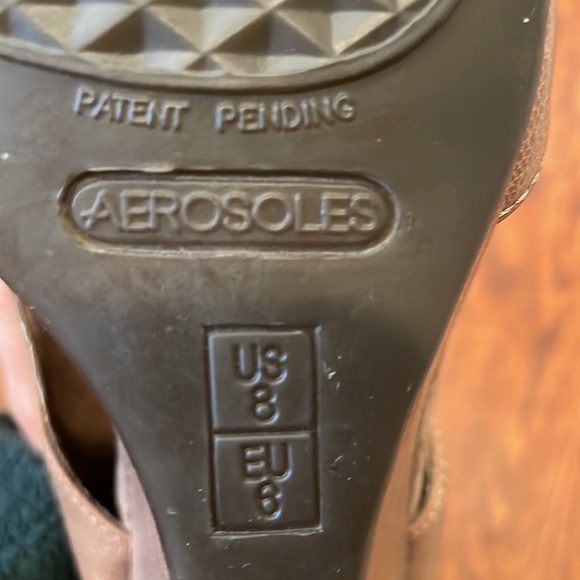 Aerosoles leather wedges, brown, 3in heel - Picture 6 of 6